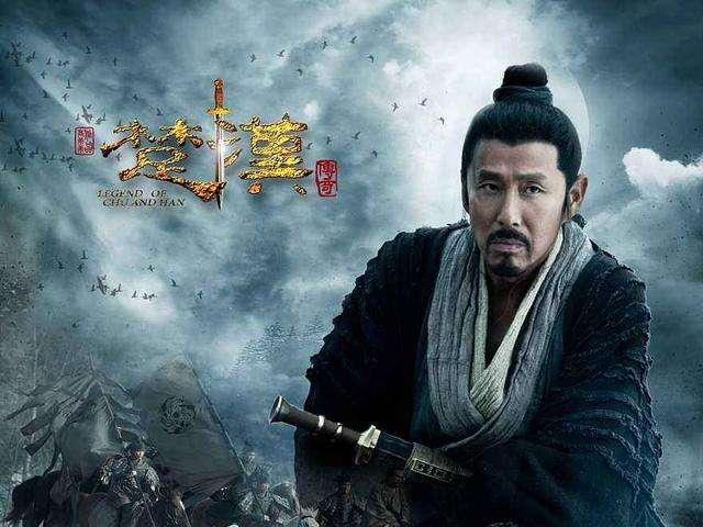 民警面对复杂人伦困境，怕误伤嫌犯母亲，未开枪的抉择民警怕误伤嫌犯母亲未开枪怎么办