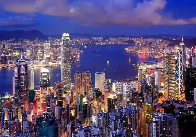 2046年澳门正版免费大全，探索未来娱乐的无限可能2024年澳门正版免费大全272期