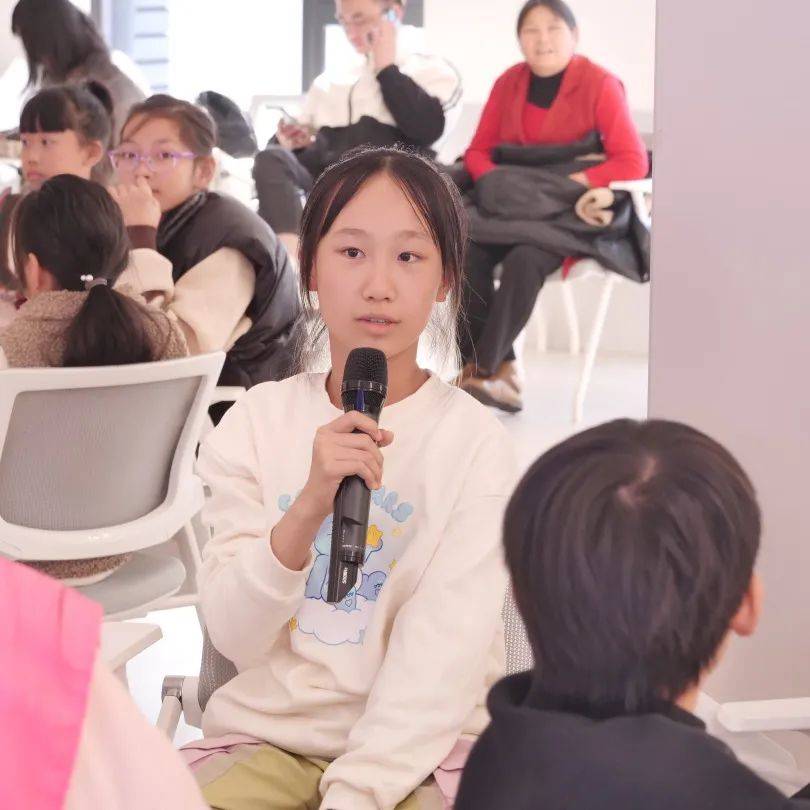 探索小青年心水论坛，青春的交流与成长的共鸣小青年心水主论坛